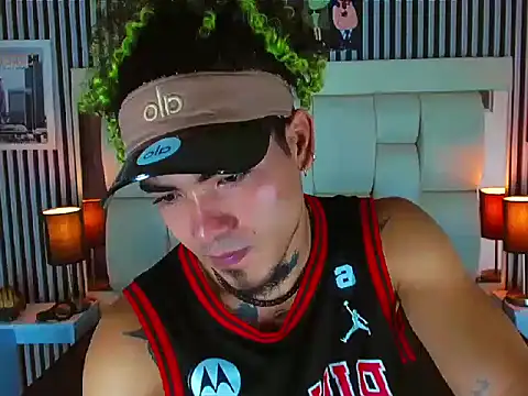 LihanJor 23 online show from 11/11/25, 01:06