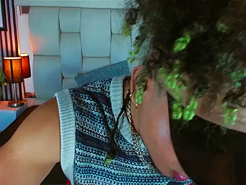 LihanJor 23 online show from 11/28/25, 01:00