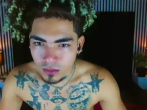 Snapshot of LihanJor_23 chatting on 10/15/25, 12:46 LihanJor 23 online show from 10/15/25, 12:46