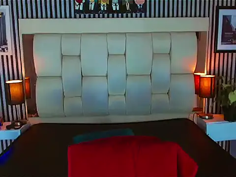 LihanJor 23 online show from 11/17/25, 01:15