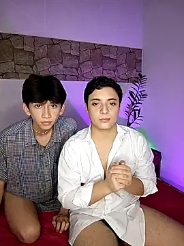 Snapshot of jacob_and_sam chatting on 02/27/25, 03:08 jacob and sam online show from 02/27/25, 03:08