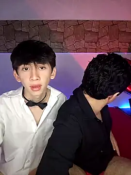 Snapshot of jacob_and_sam chatting on 02/17/25, 02:53 jacob and sam online show from 02/17/25, 02:53