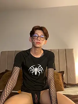 Snapshot of jacob_and_sam chatting on 10/25/25, 09:15 jacob and sam online show from 10/25/25, 09:15