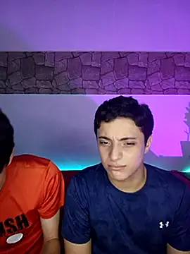 Snapshot of jacob_and_sam chatting on 02/21/25, 06:18 jacob and sam online show from 02/21/25, 06:18