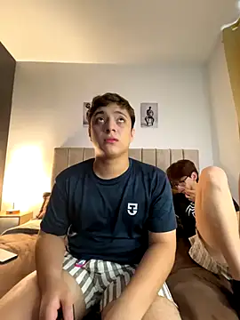 Snapshot of jacob_and_sam chatting on 10/09/25, 09:04 jacob and sam online show from 10/09/25, 09:04