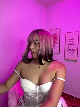 Snapshot of megan_cl chatting on 02/04/25, 07:44 megan cl online show from 02/04/25, 07:44