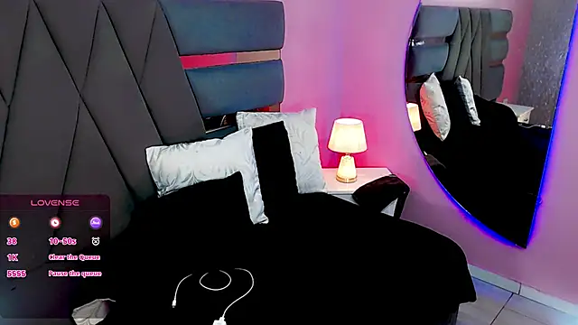 Dalis Hills online show from 10/26/25, 12:16