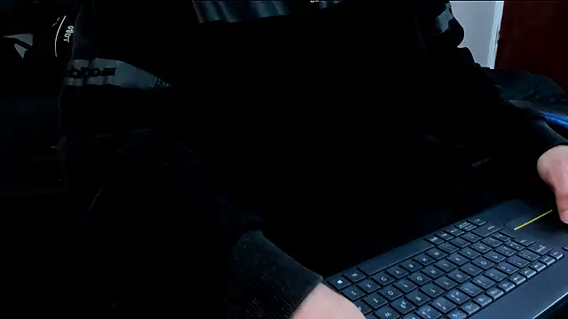 Snapshot of roan_birkin chatting on 02/17/26, 09:01 roan birkin online show from 02/17/26, 09:01