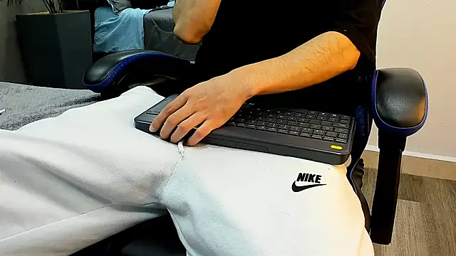 roan birkin online show from 11/03/25, 07:06