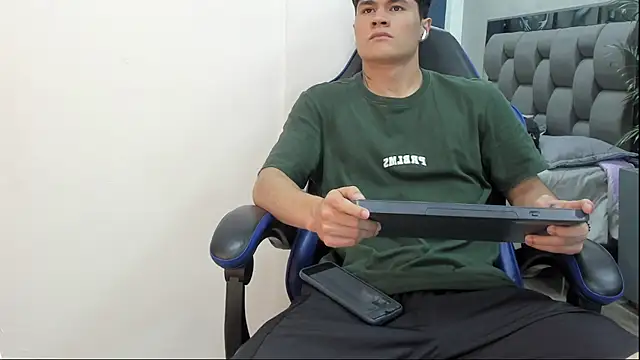 roan birkin online show from 11/02/25, 07:52