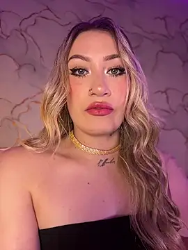 Lally Valencia   online show from 03/03/26, 10:33