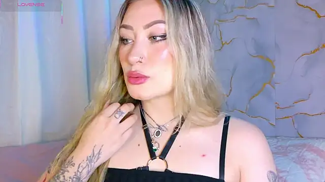 Lally Valencia   online show from 04/07/26, 04:36