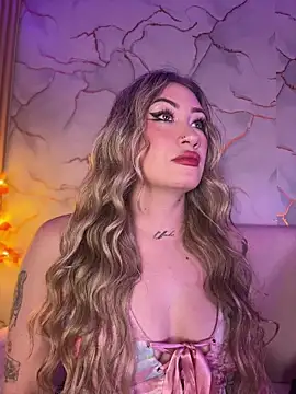 Lally Valencia   online show from 03/01/26, 07:52