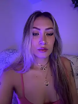 Lally Valencia   online show from 02/28/25, 03:37