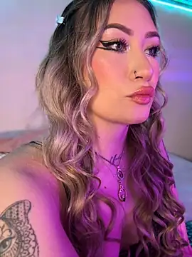 Lally Valencia   online show from 09/16/25, 07:42