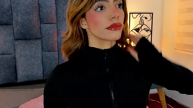 Snapshot of Violetta_Ficher chatting on 07/01/26, 07:14 Violetta Ficher online show from 07/01/26, 07:14
