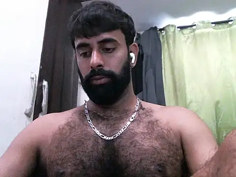 Snapshot of indianhairybull chatting on 09/10/25, 04:55 indianhairybull online show from 09/10/25, 04:55