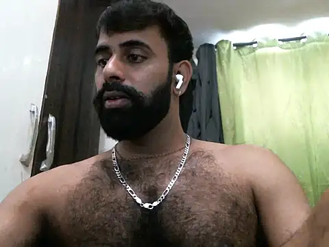 Snapshot of indianhairybull chatting on 10/06/25, 04:46 indianhairybull online show from 10/06/25, 04:46