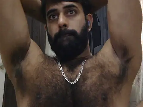 Snapshot of indianhairybull chatting on 07/20/26, 04:53 indianhairybull online show from 07/20/26, 04:53