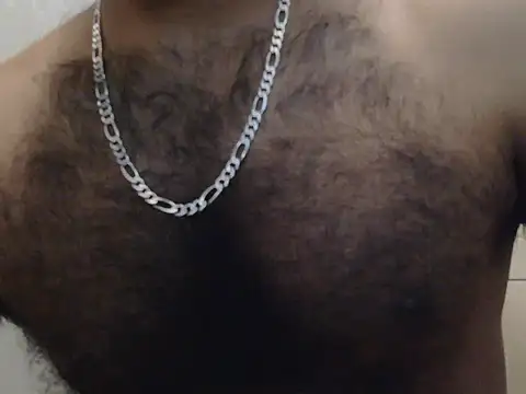 Snapshot of indianhairybull chatting on 06/07/26, 04:07 indianhairybull online show from 06/07/26, 04:07