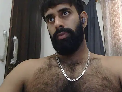 Snapshot of indianhairybull chatting on 06/26/26, 05:13 indianhairybull online show from 06/26/26, 05:13