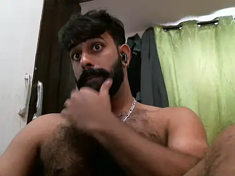 Snapshot of indianhairybull chatting on 02/27/25, 05:18 indianhairybull online show from 02/27/25, 05:18