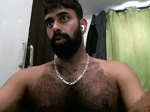 Snapshot of indianhairybull chatting on 11/06/25, 04:38 indianhairybull online show from 11/06/25, 04:38