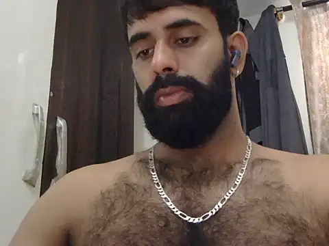 Snapshot of indianhairybull chatting on 07/15/26, 04:30 indianhairybull online show from 07/15/26, 04:30