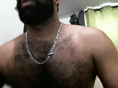 Snapshot of indianhairybull chatting on 03/19/25, 04:14 indianhairybull online show from 03/19/25, 04:14