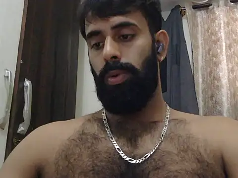 Snapshot of indianhairybull chatting on 06/18/26, 04:55 indianhairybull online show from 06/18/26, 04:55