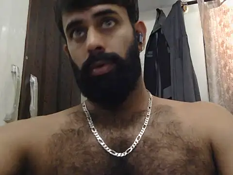 Snapshot of indianhairybull chatting on 07/16/26, 04:09 indianhairybull online show from 07/16/26, 04:09
