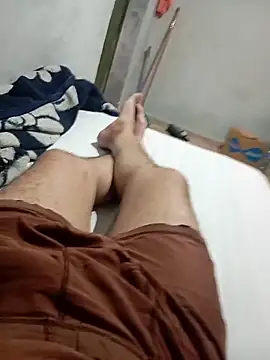 Snapshot of Zaberpop chatting on 02/17/26, 03:53 Zaberpop online show from 02/17/26, 03:53