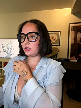 Snapshot of Orgasmille chatting on 10/16/25, 11:51 Orgasmille online show from 10/16/25, 11:51