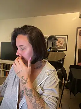 Snapshot of Orgasmille chatting on 09/26/25, 09:27 Orgasmille online show from 09/26/25, 09:27