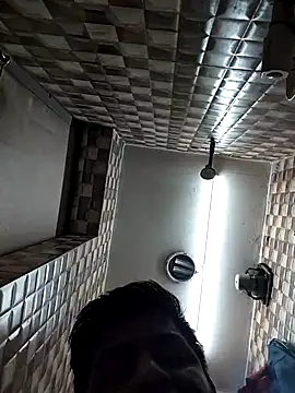 Snapshot of sethgamble000777 chatting on 09/18/25, 11:52 sethgamble000777 online show from 09/18/25, 11:52