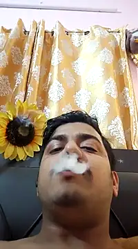 Snapshot of sethgamble000777 chatting on 03/07/25, 04:33 sethgamble000777 online show from 03/07/25, 04:33