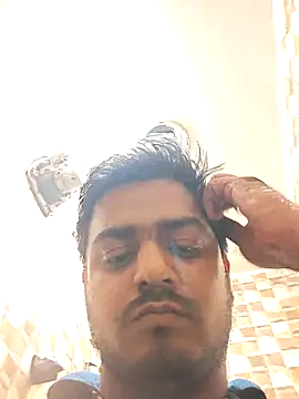 Snapshot of sethgamble000777 chatting on 11/29/25, 05:02 sethgamble000777 online show from 11/29/25, 05:02