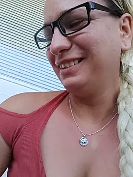 Mia RainX online show from 05/28/26, 11:49