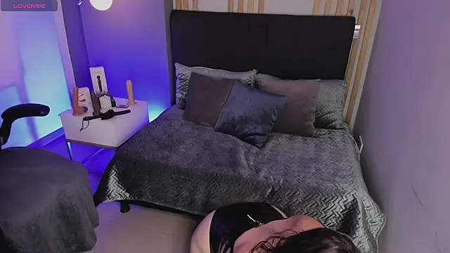 Dafne 00 online show from 01/15/26, 12:30