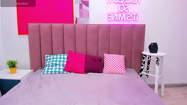 TessaAdorable online show from 11/16/25, 01:32