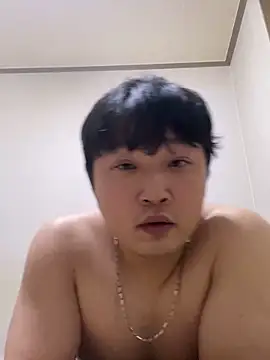 offwhite777 online show from 02/17/25, 04:06