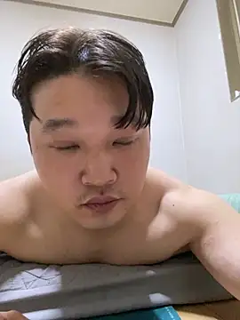 offwhite777 online show from 02/23/25, 04:35