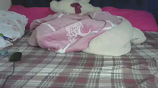 Snapshot of Elsy_booty chatting on 02/20/25, 02:18 Elsy booty online show from 02/20/25, 02:18