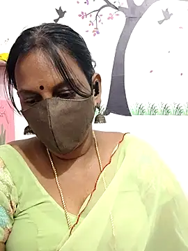 Snapshot of Tamil_Meera12 chatting on 06/26/26, 07:47 Tamil Meera12 online show from 06/26/26, 07:47