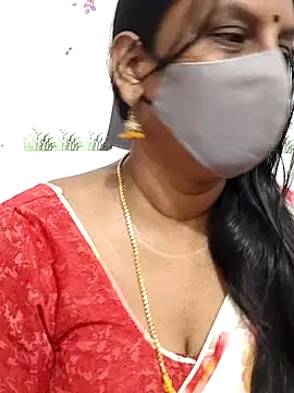 Snapshot of Tamil_Meera12 chatting on 07/17/26, 07:49 Tamil Meera12 online show from 07/17/26, 07:49