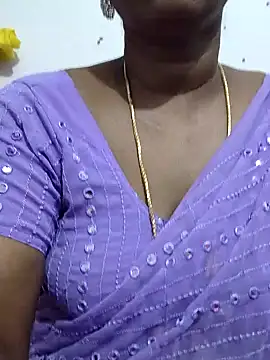 Snapshot of Tamil_Meera12 chatting on 06/30/26, 03:17 Tamil Meera12 online show from 06/30/26, 03:17