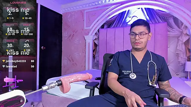 Snapshot of angel_fetish_ chatting on 02/13/25, 10:44 angel fetish online show from 02/13/25, 10:44