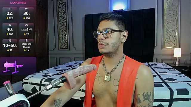 Snapshot of angel_fetish_ chatting on 02/16/25, 06:21 angel fetish online show from 02/16/25, 06:21