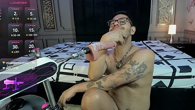 Snapshot of angel_fetish_ chatting on 02/16/25, 09:26 angel fetish online show from 02/16/25, 09:26