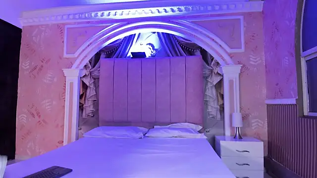 Snapshot of angel_fetish_ chatting on 03/01/25, 03:53 angel fetish online show from 03/01/25, 03:53